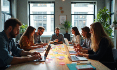 Equipe créative en brainstorming dans un bureau moderne